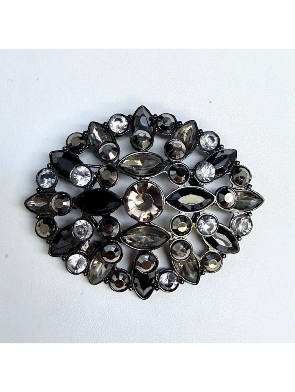 Chico's Oval Statement Brooch Pin Gray Black Clear Rhinestone Vintage Style